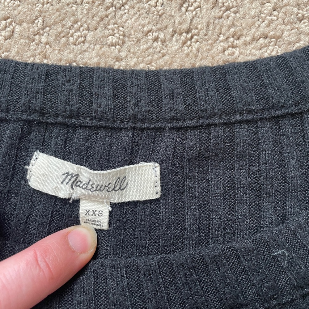Madewell black puffy sleeved top